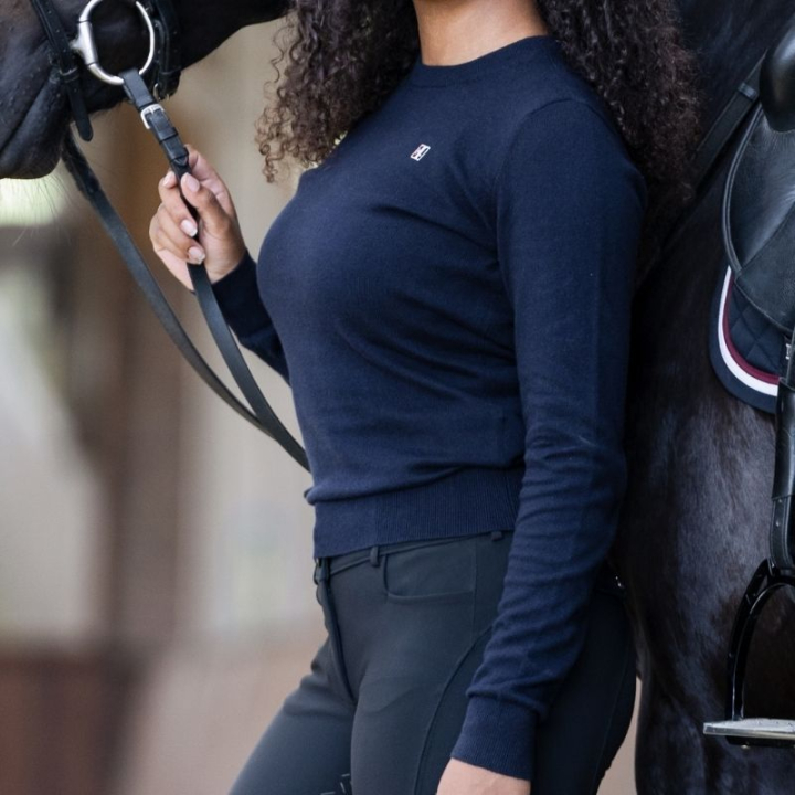 Pullover Classic O-Neck Marineblau in der Gruppe Reitbekleidung / Pullover & Fleecejacken bei Equinest (3117760201011NA_r)