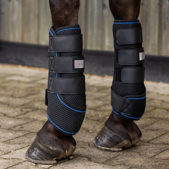 Kühlbandage CovallieroCool Schwarz in der Gruppe Pferdezubehör & Pferdebedarf / Beinschutz & Hufschutz  / Kühlbandagen & Kühlgamaschen bei Equinest (3232342BA_r)