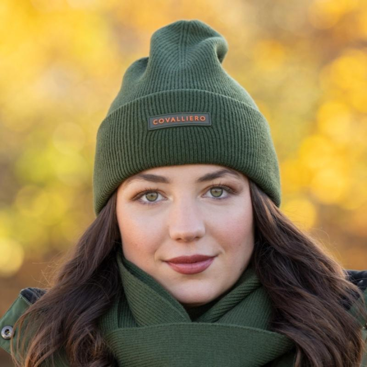 Mütze Knitted Grün in der Gruppe Reitbekleidung / Mützen & Caps bei Equinest (3233052GN-Onesize)