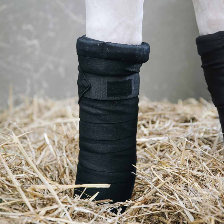 Stallbandagen Schmutzabweisend 4er-Pack Schwarz in der Gruppe Pferdezubehör & Pferdebedarf / Beinschutz & Hufschutz / Bandagen bei Equinest (42109SV)