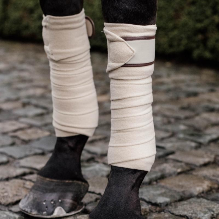Bandagen Polar Fleece 4-pack Beige in der Gruppe Pferdezubehör & Pferdebedarf / Beinschutz & Hufschutz  / Bandagen bei Equinest (42111BE)