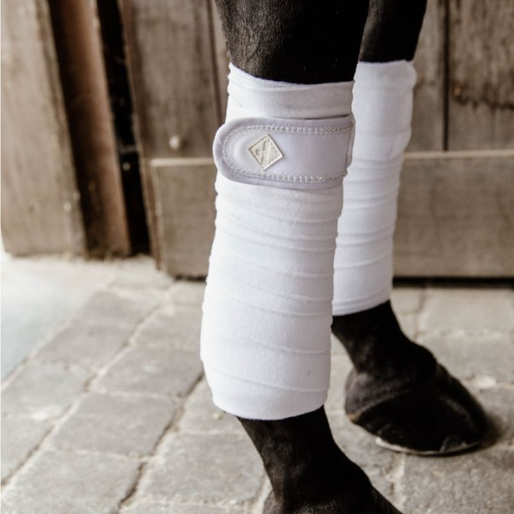 Bandagen Polar Fleece Pearls Weiß in der Gruppe Pferdezubehör & Pferdebedarf / Beinschutz & Hufschutz  / Bandagen bei Equinest (42113WH)
