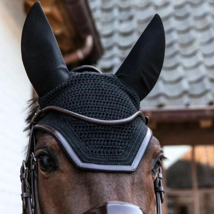 Haube Wellington Leather Soundless Schwarz in der Gruppe Pferdezubehör & Pferdebedarf / Fliegenhauben bei Equinest (4261301FBA_r)