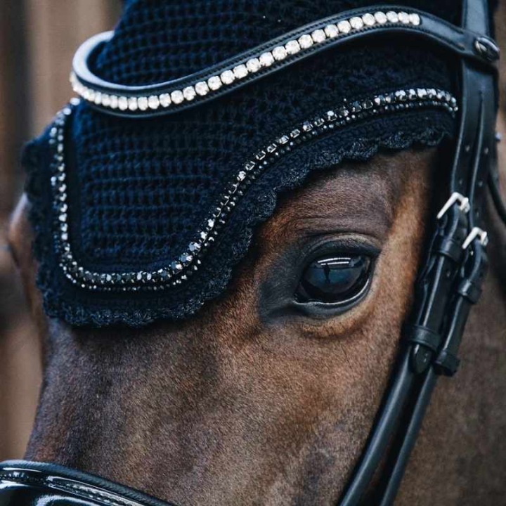 Fliegenhaube Wellington Stein & Perle Soundless Schwarz in der Gruppe Pferdezubehör & Pferdebedarf / Fliegenhauben bei Equinest (42615Sv_r)