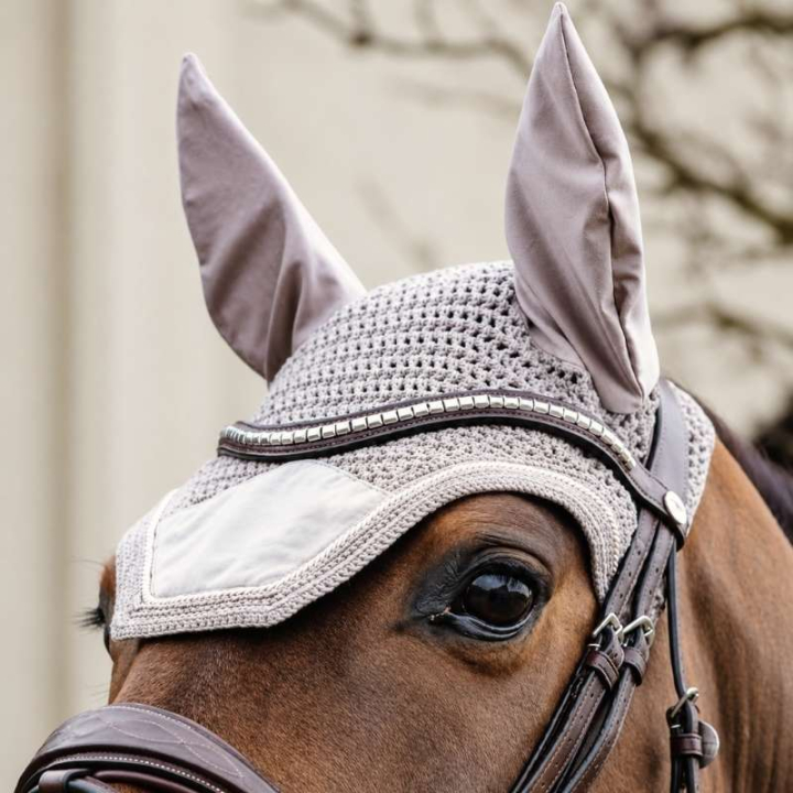 Fliegenhaube Wellington Basic Samt Beige in der Gruppe Pferdezubehör & Pferdebedarf / Fliegenhauben bei Equinest (4262808BE)