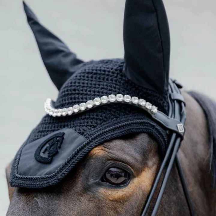 Fliegenhaube Wellington 3D Logo Soundless Schwarz in der Gruppe Pferdezubehör & Pferdebedarf / Fliegenhauben bei Equinest (4265801BA)