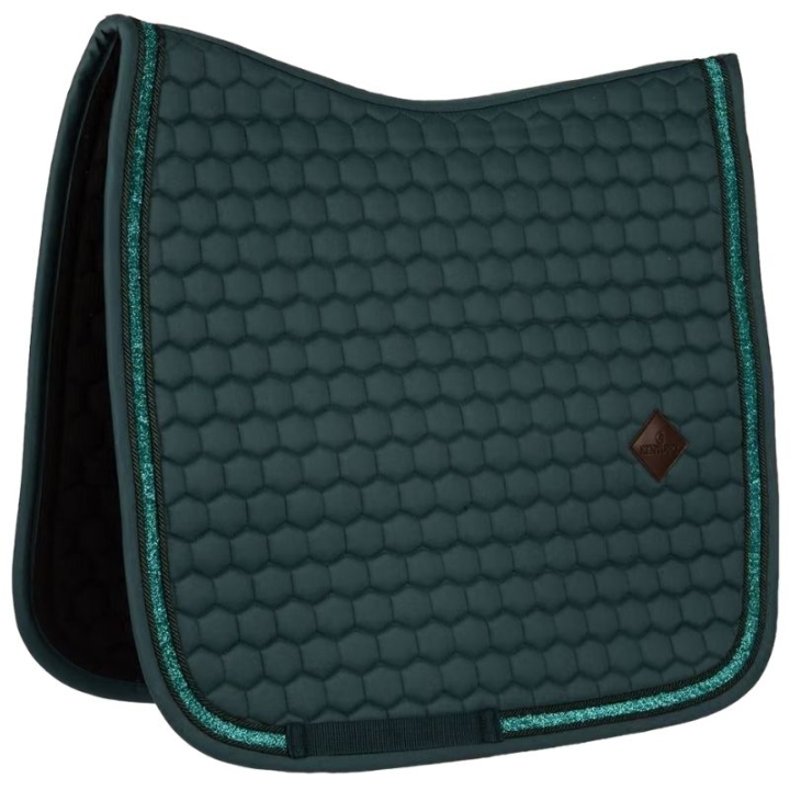 Dressurschabracke Glitter Band Smaragdgrün in der Gruppe Pferdezubehör & Pferdebedarf / Schabracken / Dressurschabracken bei Equinest (4273071DRSGN_r)
