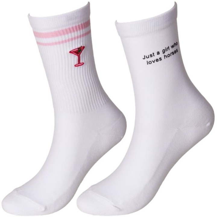 Socken Loves Horses 2-pack Weiß in der Gruppe Reitbekleidung / Reitsocken bei Equinest (4275602LOVESWH_r)