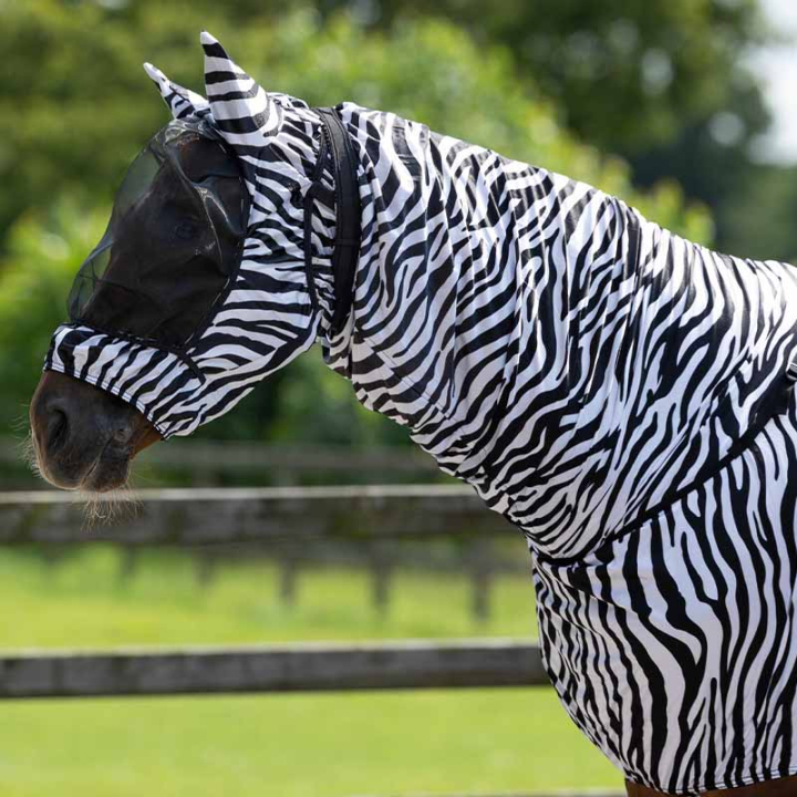 Ekzemhaube UV-Resistant Zebra Schwarz/Weiß in der Gruppe Fliegenschutz / Fliegenhauben bei Equinest (5111ZEXSBAWH_r)
