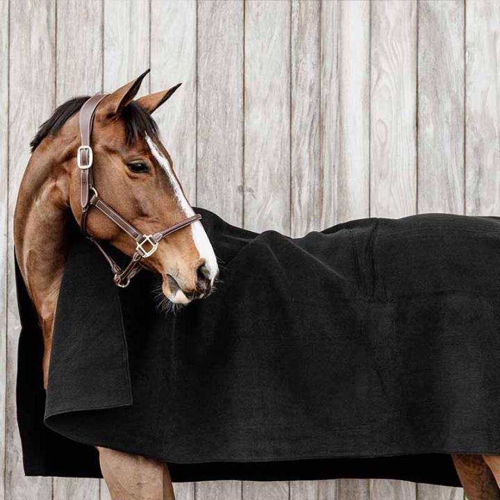 Fleece-Decke Heavy Square Schwarz in der Gruppe Pferdedecken / Fleecedecken bei Equinest (52174Sv_r)