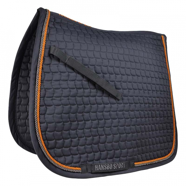 Dressurschabracke Club Dunkelgrau/Orange in der Gruppe Pferdezubehör & Pferdebedarf / Schabracken / Dressurschabracken bei Equinest (600040DRGR)