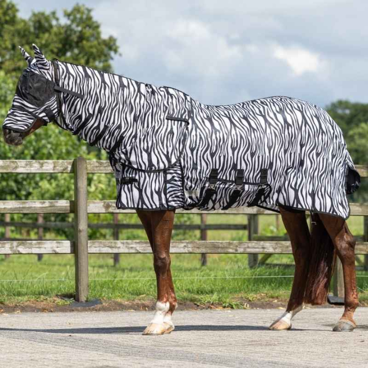 Fliegendecke mit abnehmbarem Hals und Haube Zebra Schwarz/Weiß in der Gruppe Fliegenschutz / Fliegendecken bei Equinest (6013ZE125BAWH_r)