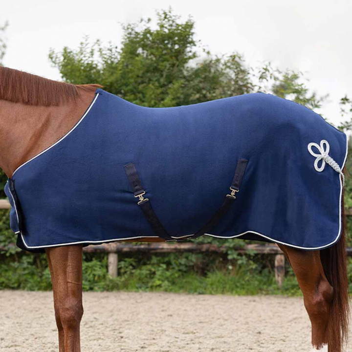 Fleecedecke Ornament Marineblau/Silber in der Gruppe Pferdedecken / Fleecedecken bei Equinest (6014NASI)