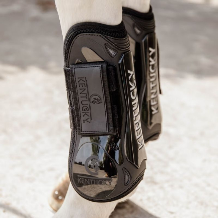 Springgamachen Velcro Schwarz in der Gruppe Pferdezubehör & Pferdebedarf / Beinschutz & Hufschutz  / Springgamaschen bei Equinest (8810301MBA_r)