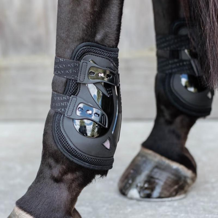 Streichkappen Moon Air X Schwarz in der Gruppe Pferdezubehör & Pferdebedarf / Beinschutz & Hufschutz  / Streichkappen bei Equinest (8820301MBA_r)
