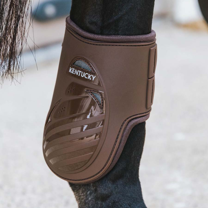 Streichkappen Elastic Braun in der Gruppe Pferdezubehör & Pferdebedarf / Beinschutz & Hufschutz  / Streichkappen bei Equinest (8820705MBR_r)