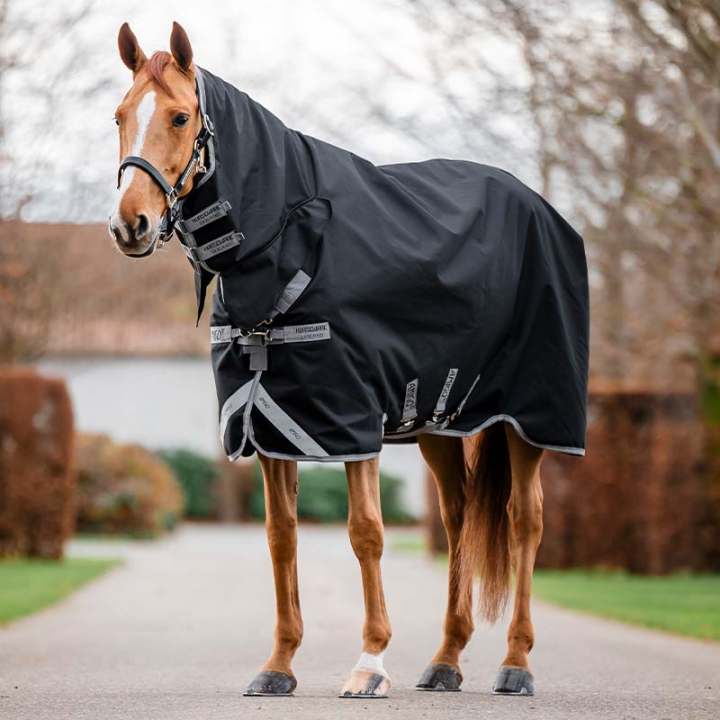 Regendecke Amigo Integrated 1200D 0g Schwarz/Grau in der Gruppe Pferdedecken / Outdoordecken / Regendecken bei Equinest (AAOJL0KJIBAGR_r)