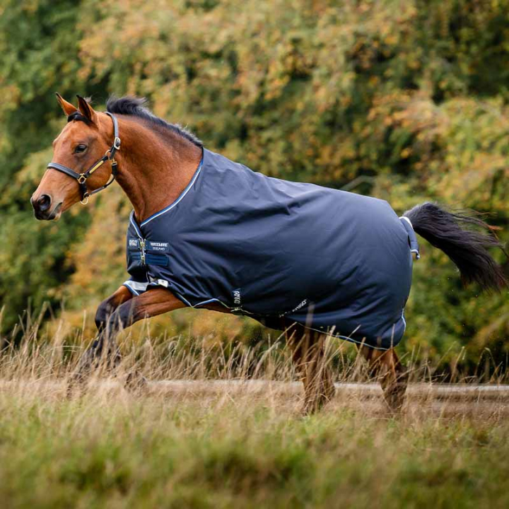 Winterdecke Amigo Bravo 12 Original 250g Marineblau/Schwarz in der Gruppe Pferdedecken / Outdoordecken / Winterdecken bei Equinest (AARA42NABA)