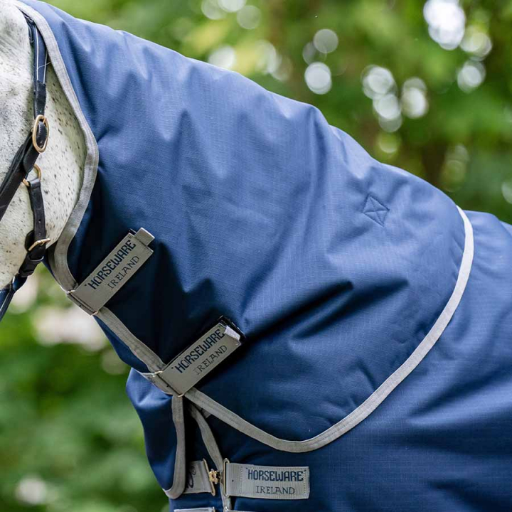 Kapuzenhaube Amigo Ripstop 900 0g Marineblau/Grau in der Gruppe Pferdedecken / Halsteile bei Equinest (AARN10NA)