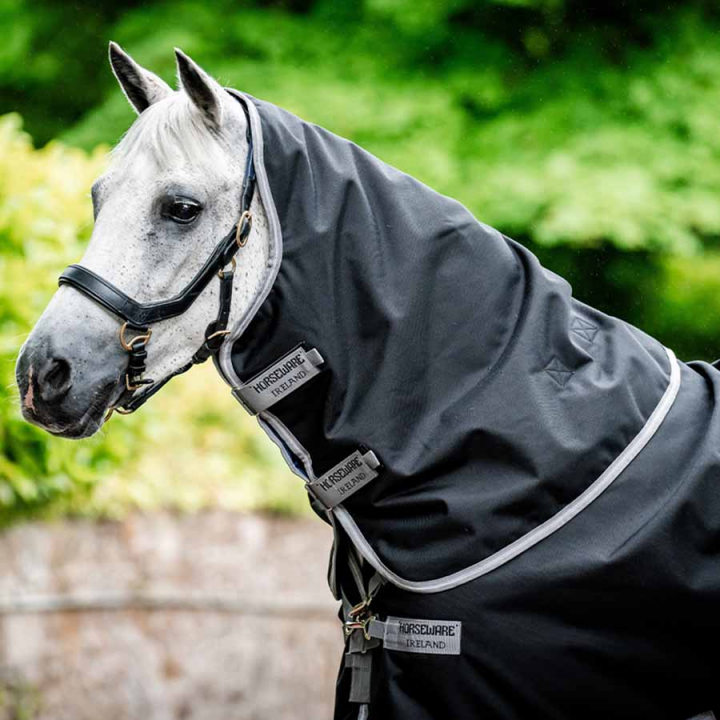 Kapuzenhaube Amigo Bravo 12 150g Schwarz/Grau in der Gruppe Pferdedecken / Halsteile bei Equinest (AARN42BA)