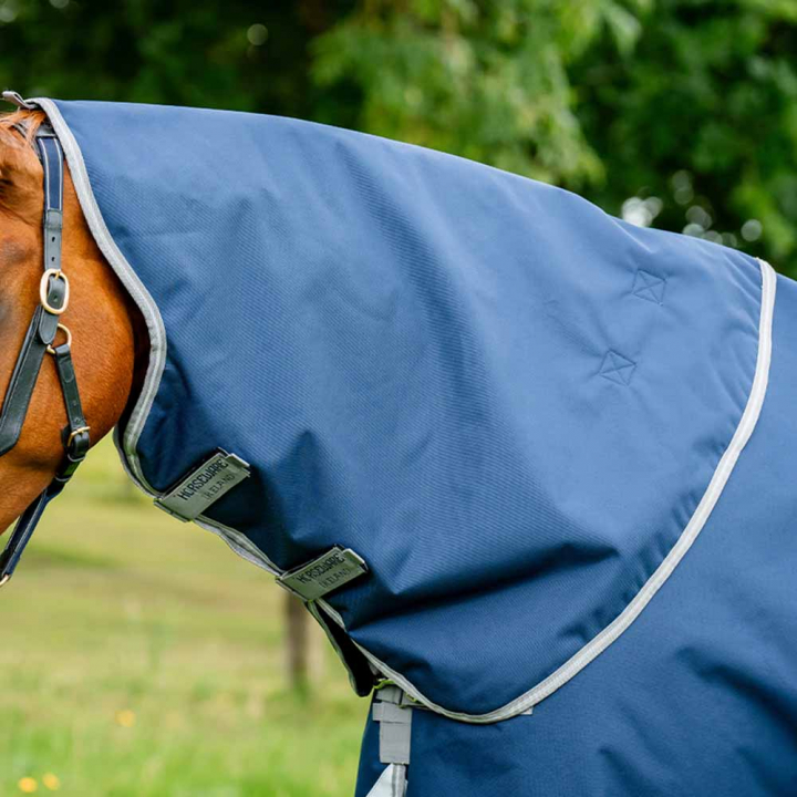 Kapuzenhaube Amigo Bravo 12 150g Marineblau/Grau in der Gruppe Pferdedecken / Halsteile bei Equinest (AARN42NA)