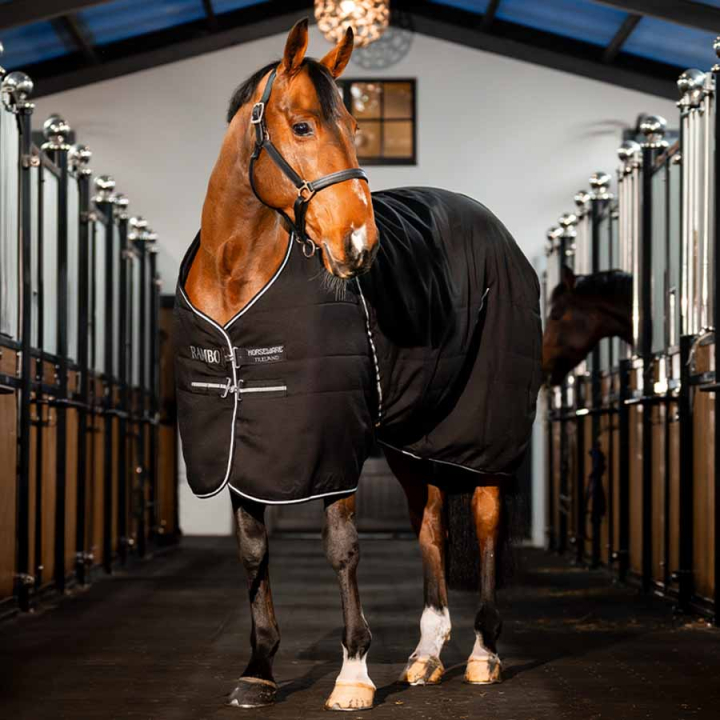 Stalldecke Rambo 1000D 100g Schwarz/Grau in der Gruppe Pferdedecken / Stalldecken bei Equinest (ABAAA2KJJBAGR_r)