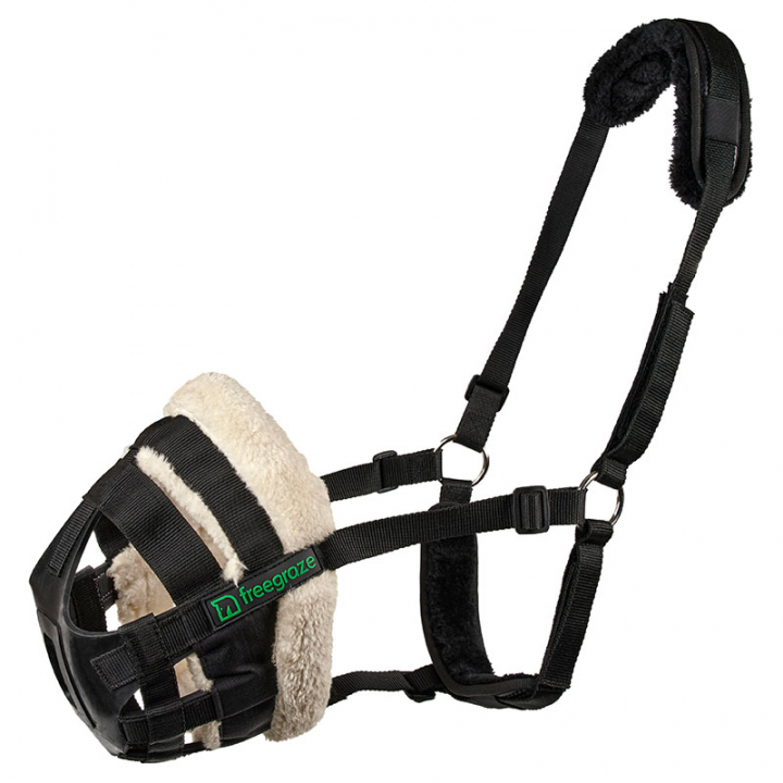 Fressbremse Deluxe Airflow Schwarz in der Gruppe Stall & Weide / Weide / Fressbremse bei Equinest (SH102360BA_r)