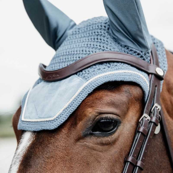 Fliegenhaube Wellington Samt Hellblau