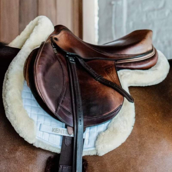 Satteldecke Hunter Vegan Sheepskin Weiß