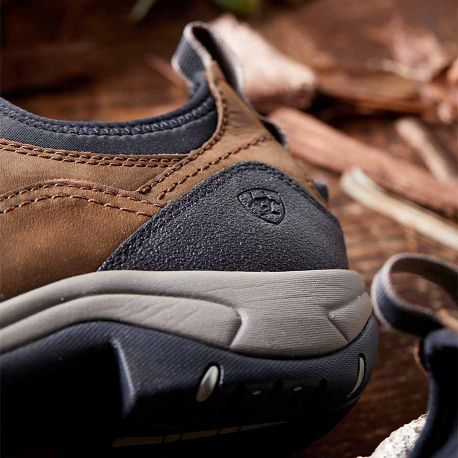 Stallschuhe Terrain Ease H2O Braun