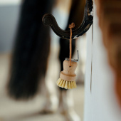 Hufgebürste mit Hufkratzer Rund Braun Hufgebürste mit Hufkratzer Rund Braun