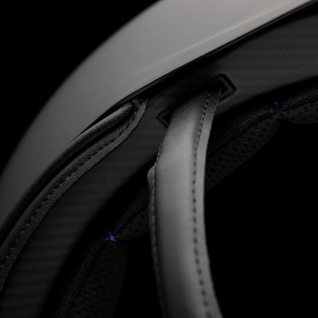 Reithelm Shadowmatt 2.0 Black Chrome Schwarz 