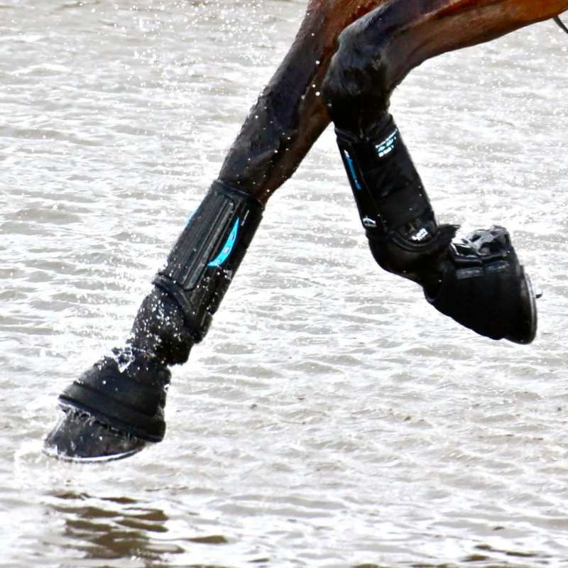 E-Vento Geländeschutz Vorne Schwarz