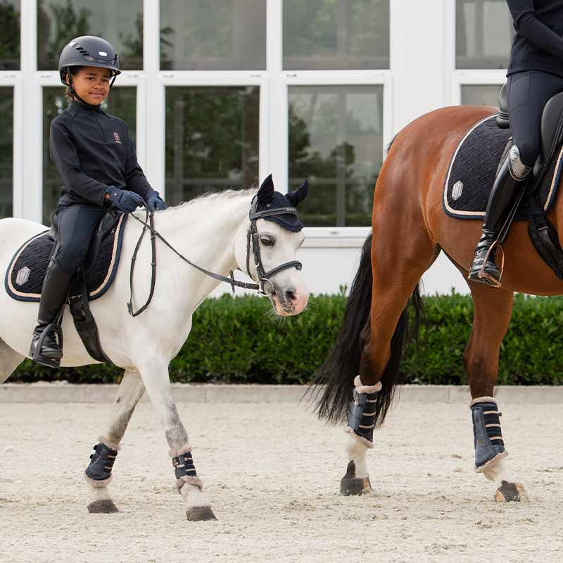 Dressurschabracke Samt Emblem Heritage Marineblau