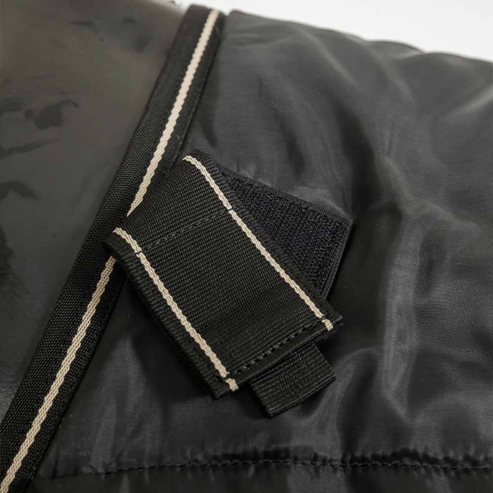 Liner Rhyolite 100g Schwarz