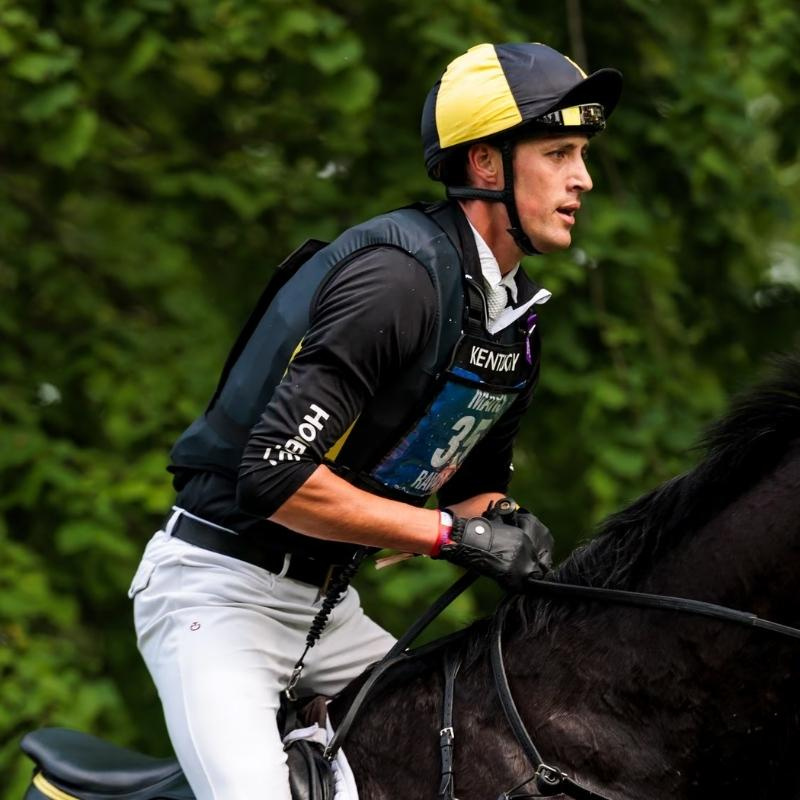 Nummernhalter Eventing Bib Schwarz