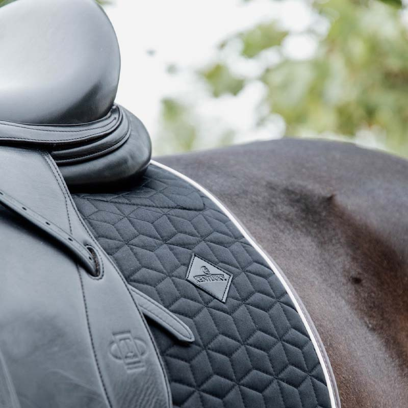 Dressurschabracke Skin Friendly Schwarz