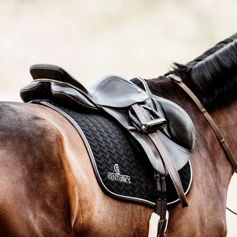 Schabracke Leather Fishbone Schwarz