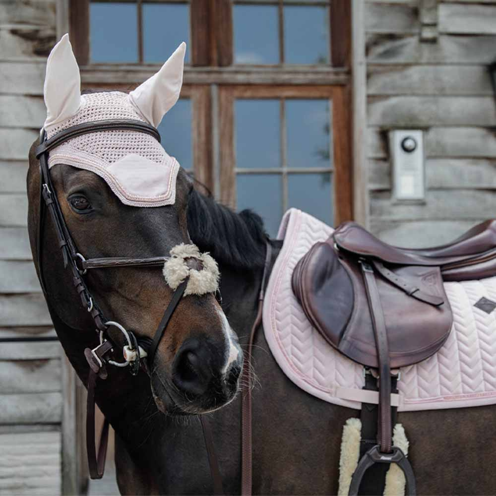 Fliegenhaube Wellington Samt Perlen Hellrosa