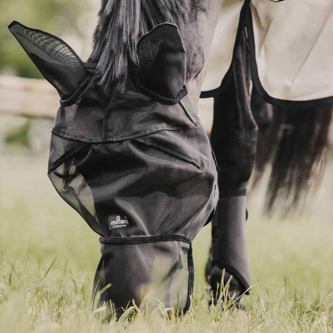Fliegenhaube Classic mit Ohren und Nase Schwarz