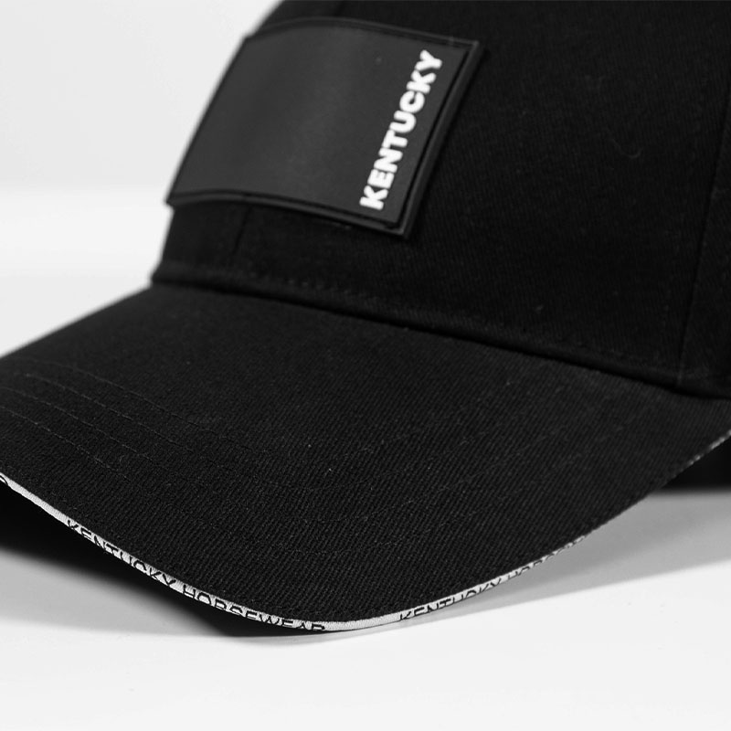 Cap mit Gummilogo Schwarz