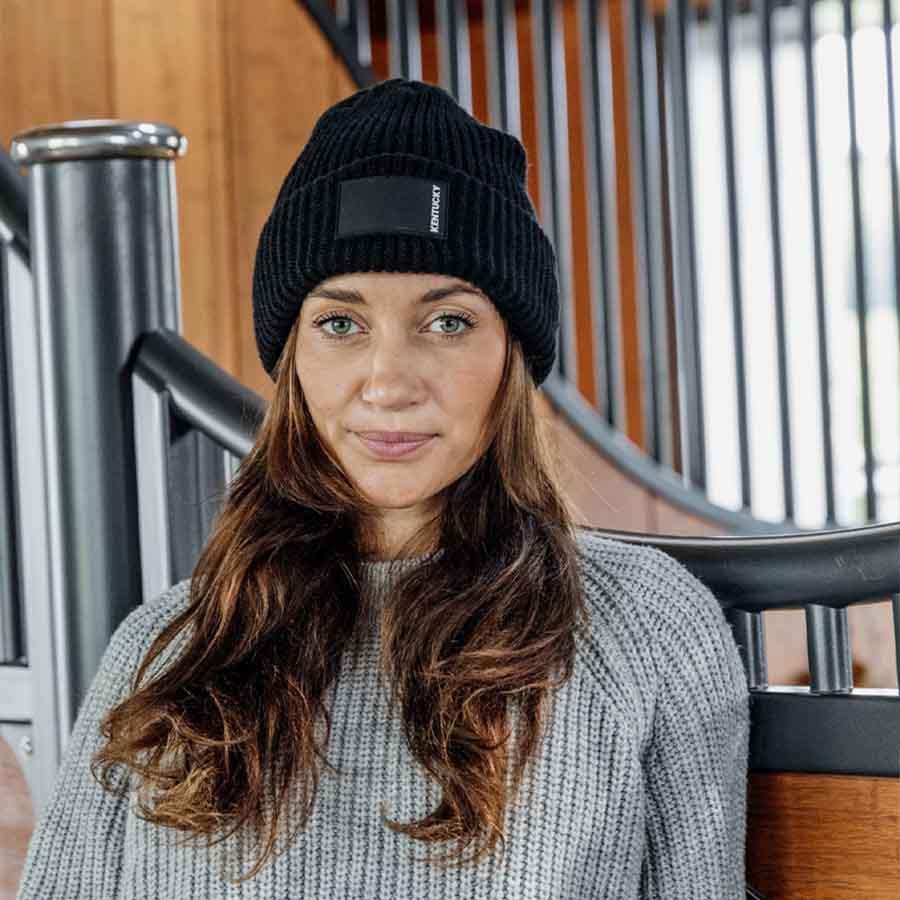 Mütze Beanie Rubber Logo Schwarz