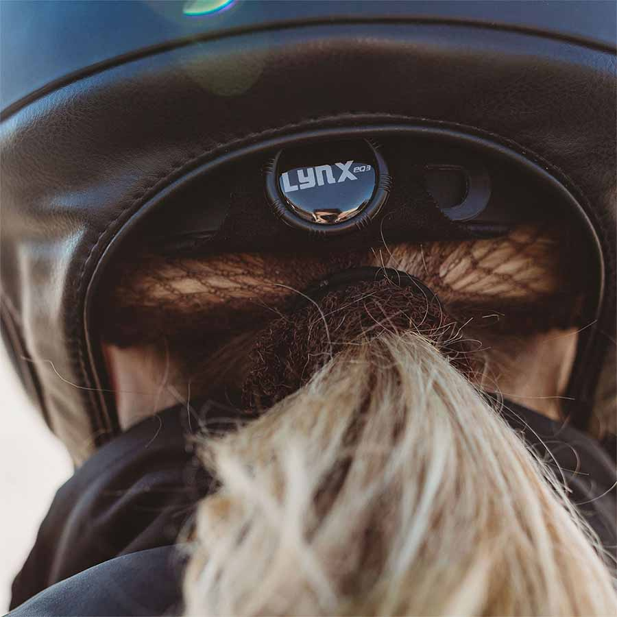 EQ3 Lynx Smooth Top Reithelm Schwarz