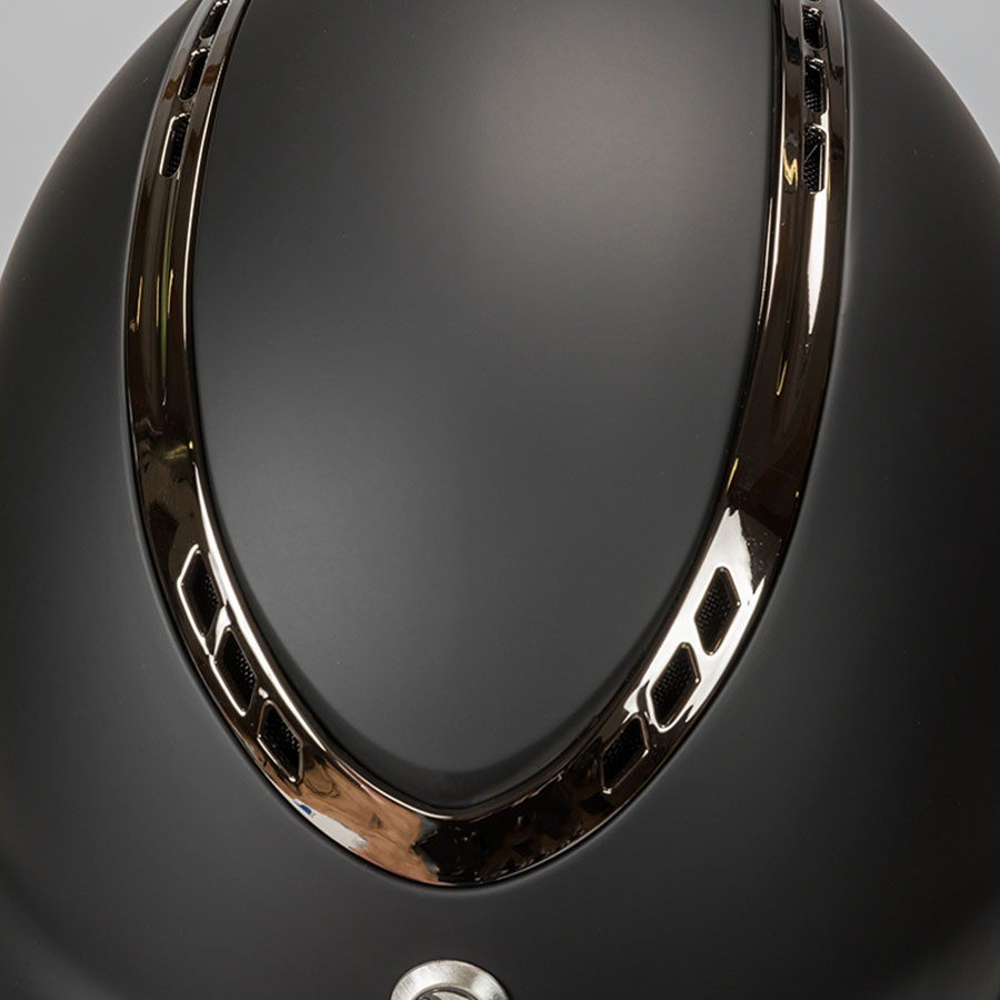 Reithelm EQ3 Pardus mit Schraube Smooth Top Schwarz
