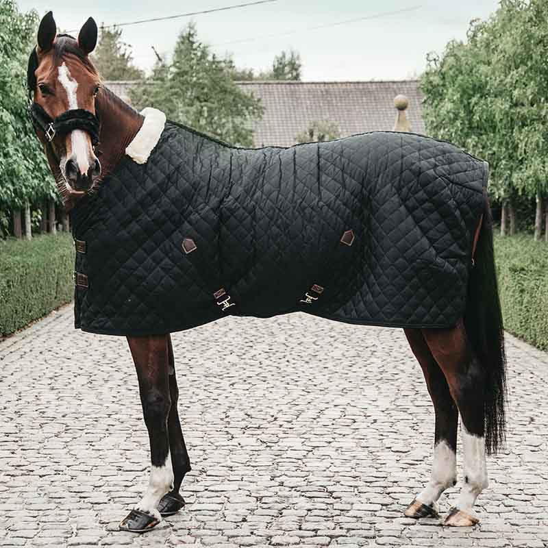 Stalldecke 400g Schwarz