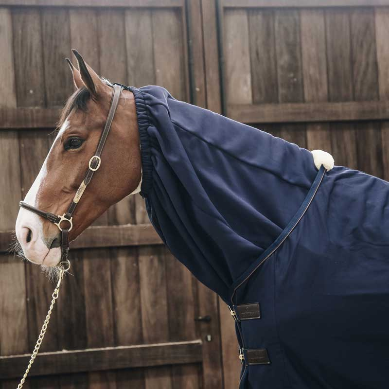 Cooler Hals Marineblau