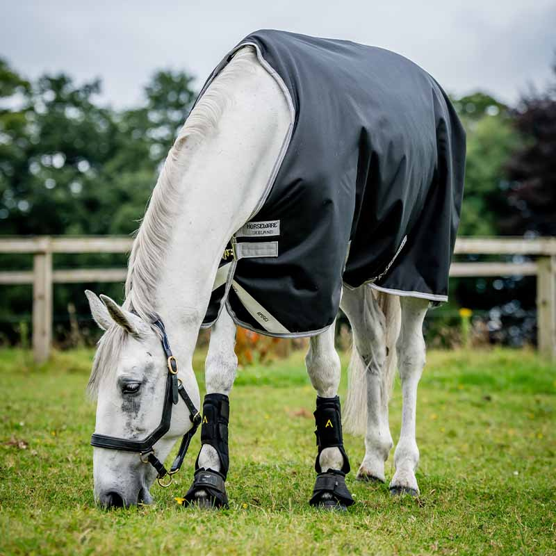 Winterdecke Amigo Bravo 12 Original 250g Schwarz/Grau