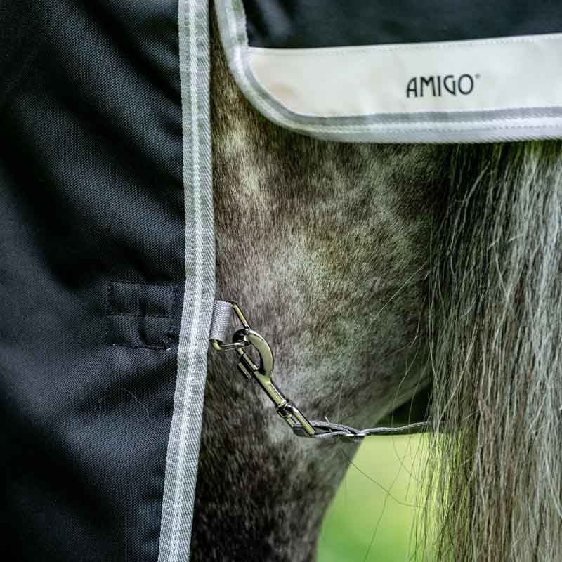 Winterdecke Amigo Bravo 12 1200D Plus 400g Schwarz/Grau