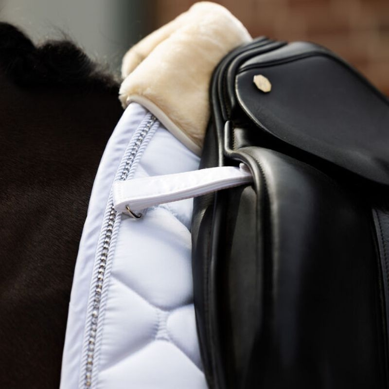 Dressurschabracke Satin Crystal Weiß