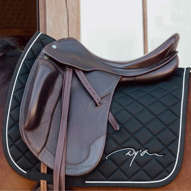 Dressurschabracke Diamond Schwarz